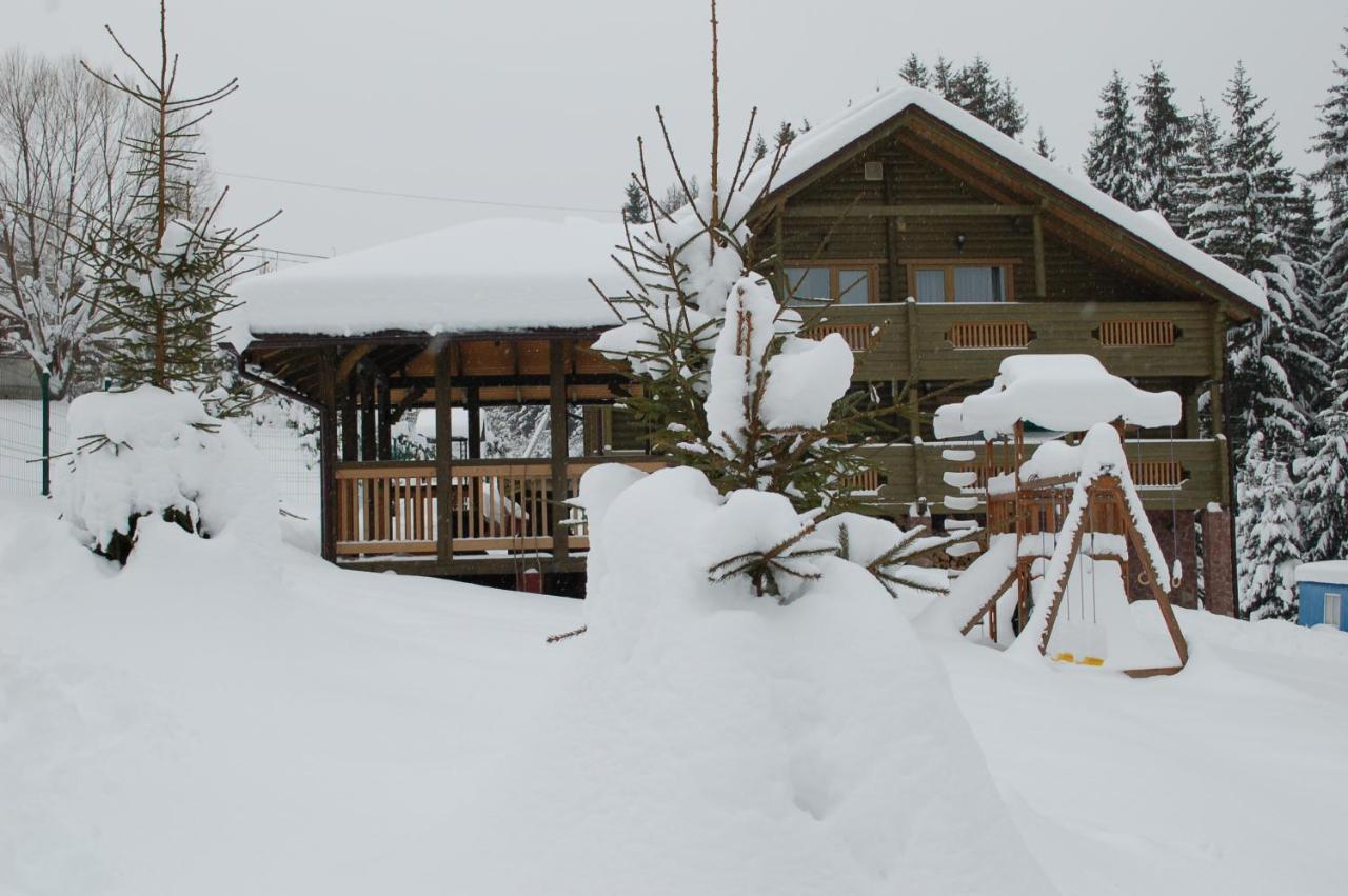 Gutsulwood Villa Yablunytsya Ngoại thất bức ảnh