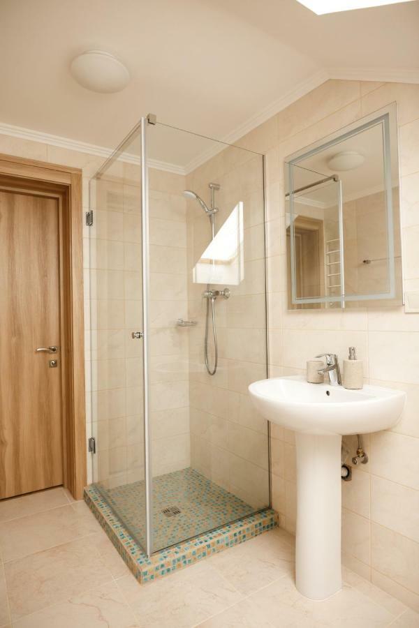 Gutsulwood Villa Yablunytsya Ngoại thất bức ảnh