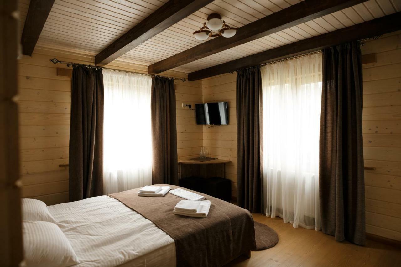 Gutsulwood Villa Yablunytsya Ngoại thất bức ảnh